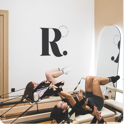 Cours de pilates reformer dynamique aux carmes