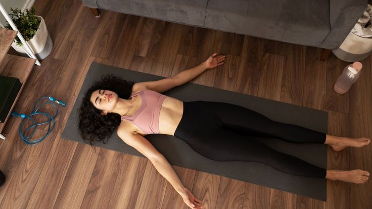 La Posture du Cadavre Savasana, Rebela Studios